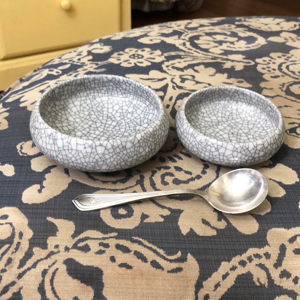 Crazed Grey ceramic nesting bowls - Picture 4 of 4